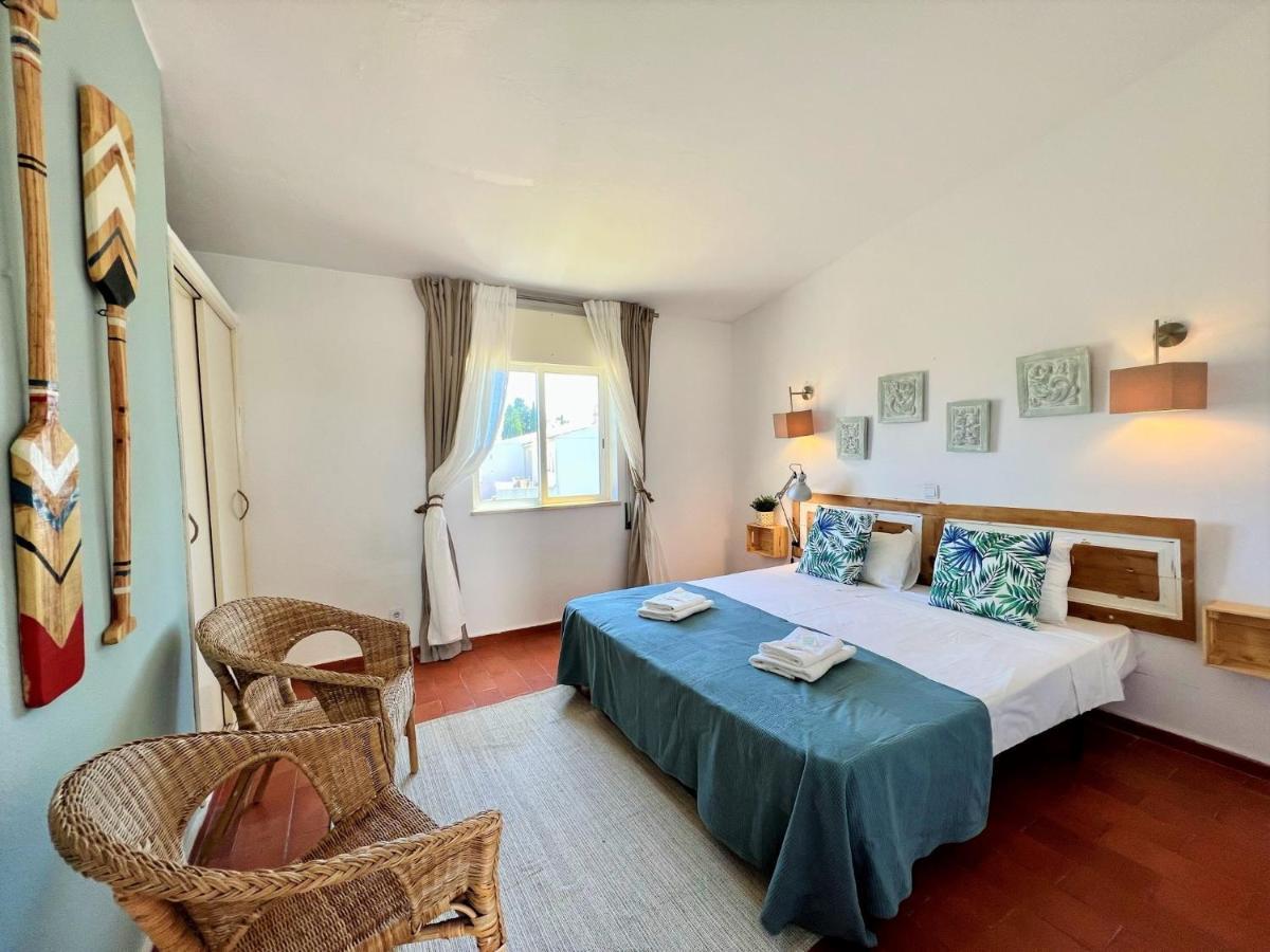 Armacao De Pera Twins 1 By Homing Apartment ภายนอก รูปภาพ