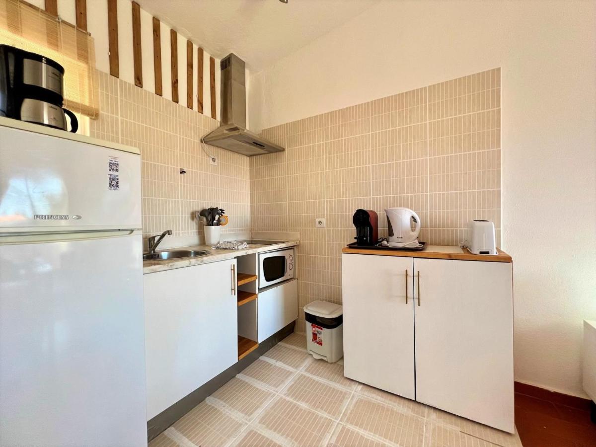 Armacao De Pera Twins 1 By Homing Apartment ภายนอก รูปภาพ
